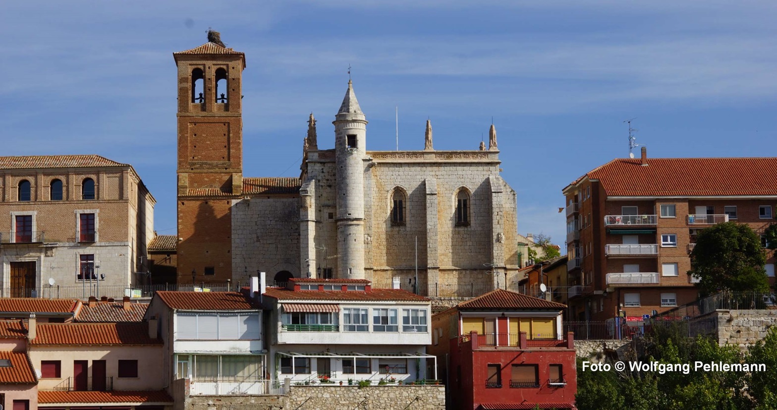 Kirche San Antolin in Tordesillas oberhalb von Ria Duero in Spanien - Foto © Wolfgang Pehlemann DSC00471